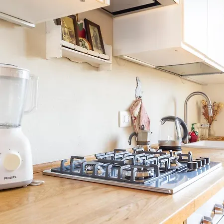 Attico Con Terrazza Nel Cuore Di Nolo Apartamento *